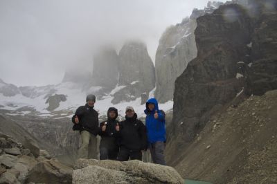 Torres del Paine Trekking: Die Torres im Nebel
