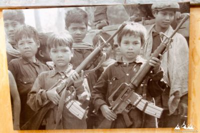 Die Geschichte der Roten Khmer
